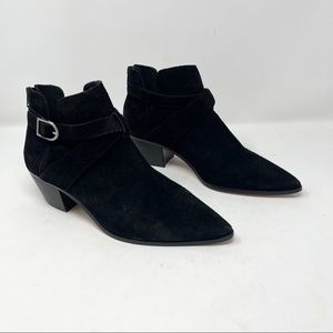 Gently used Sole Society Lanica Black Suede Buckle Pointed Toe